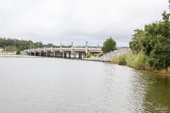 Photo - 300 Bayou Blvd Unit 106