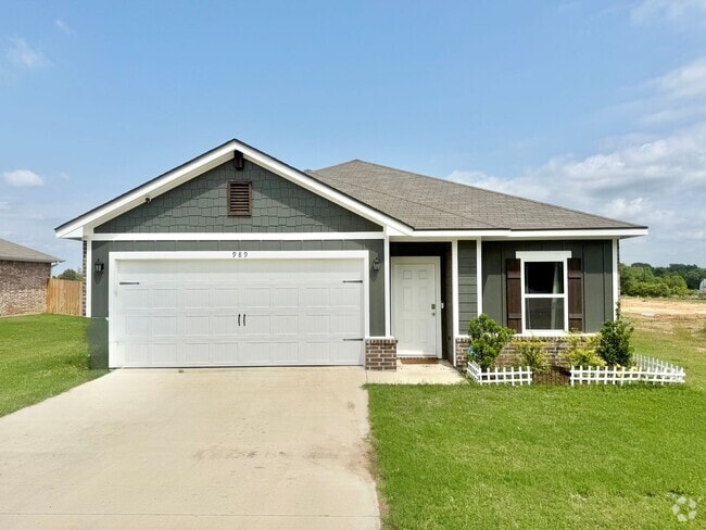 Building Photo - 989 Martin St Rental