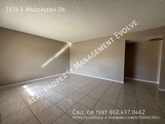 Photo - 1934 E Magdalena Dr