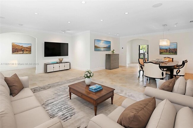 Photo - 1108 Washington St