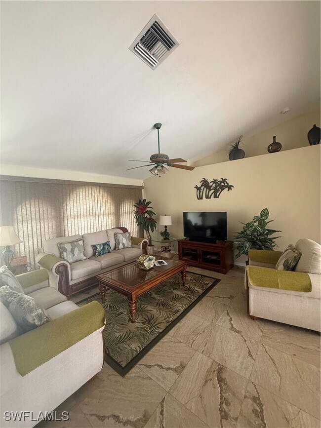 Photo - 1113 SE 20th Ct