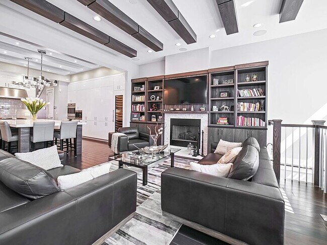 Photo - "Spacious 5-Bedroom Gem with 3 Full Baths in the Heart of Chicago – 4,200 Sq Ft of Comfort and St...