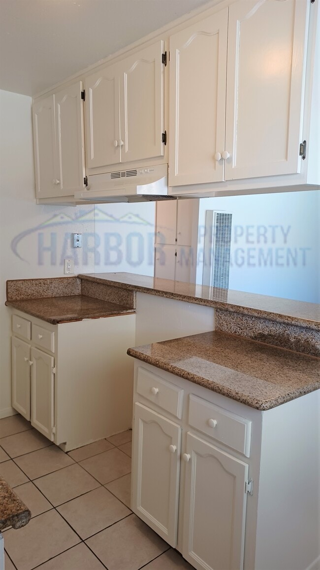 Photo - 16609 S Denver Ave