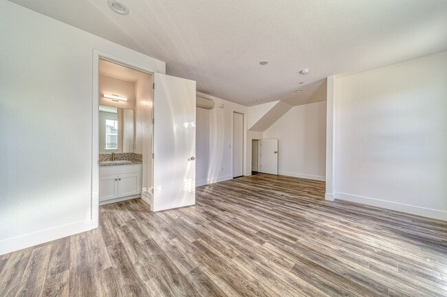 Photo - Phase 1 Bungalow Rental - Lot D42 Main Unit D42  1