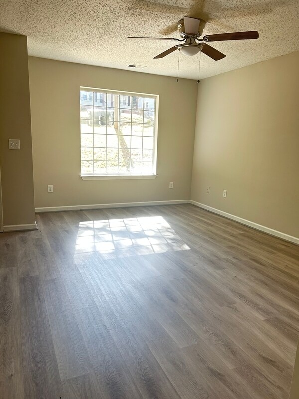 Photo - 21B Eastland Dr - 1