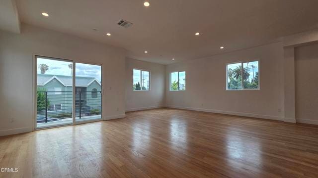 Building Photo - 915 N Ridgewood Pl