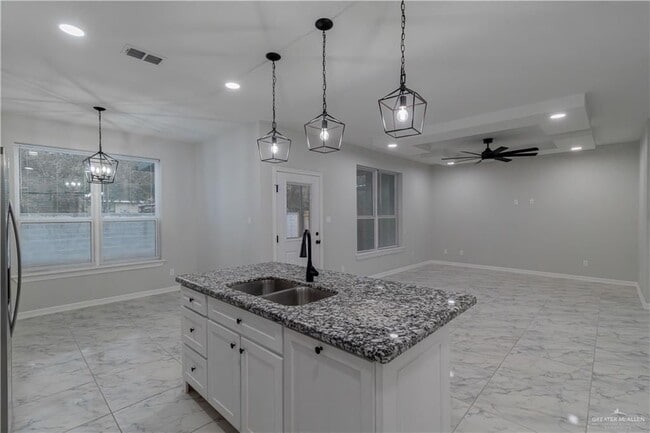 Photo - 5604 N Crown Point