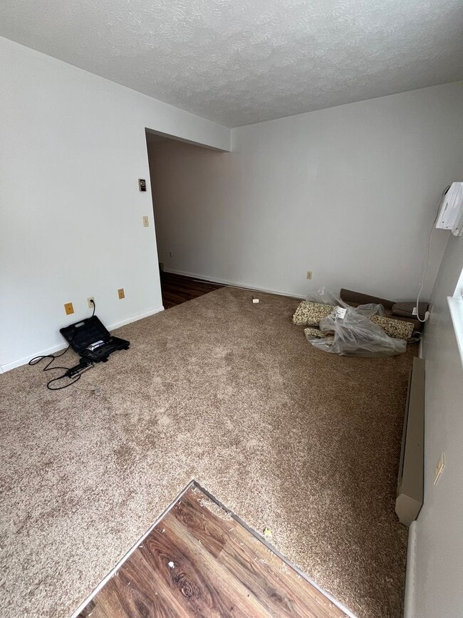 Photo - One bedroom apartment on Rockingham Drive
