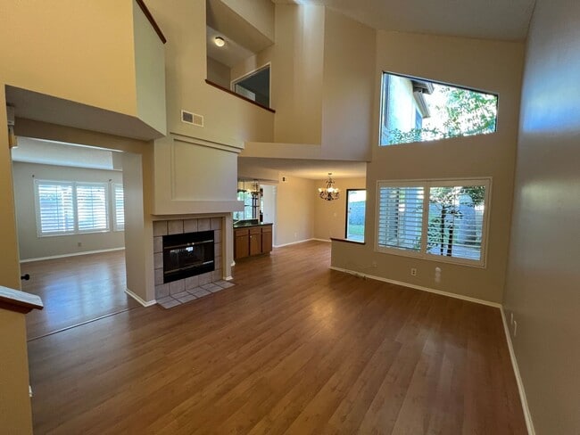4955 Galano Dr