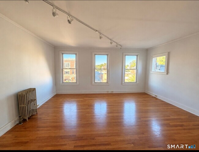 508 Main St Unit 3