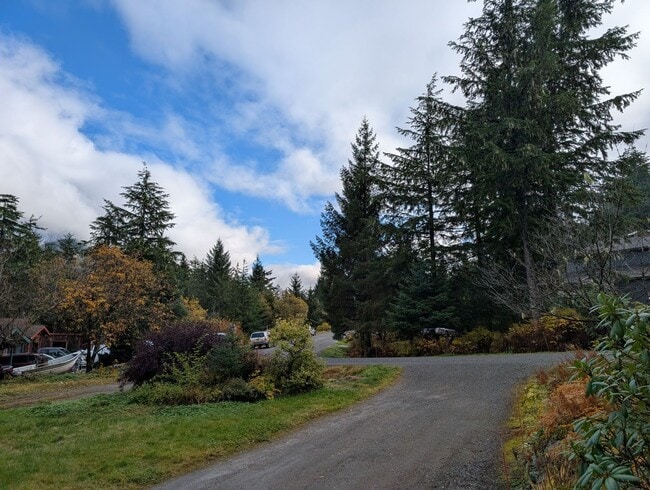 Photo - Unfurnished, 3Bd/1.5Ba Dgl Townhome, Long ...