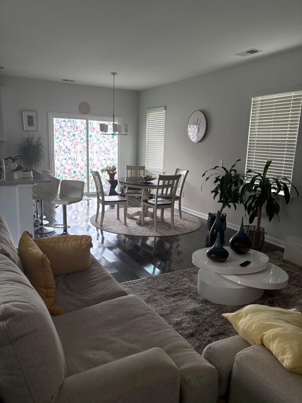 Photo - 109 Crabapple Cir