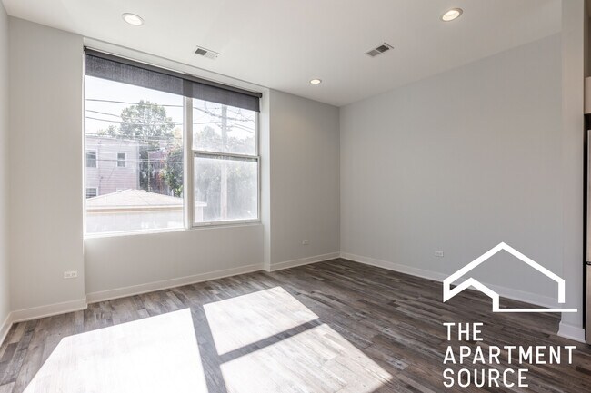 Photo - 2247 W Lawrence Ave Unit 103