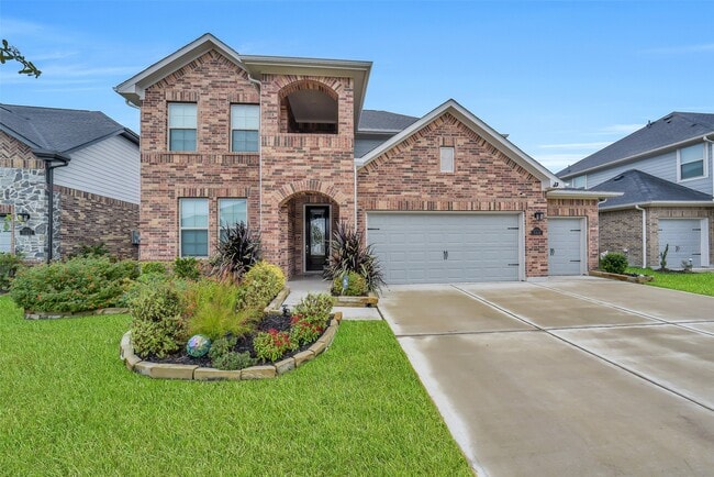 Building Photo - 31618 Donoso Dr