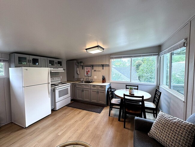2607 Glenwood Ln Unit #3