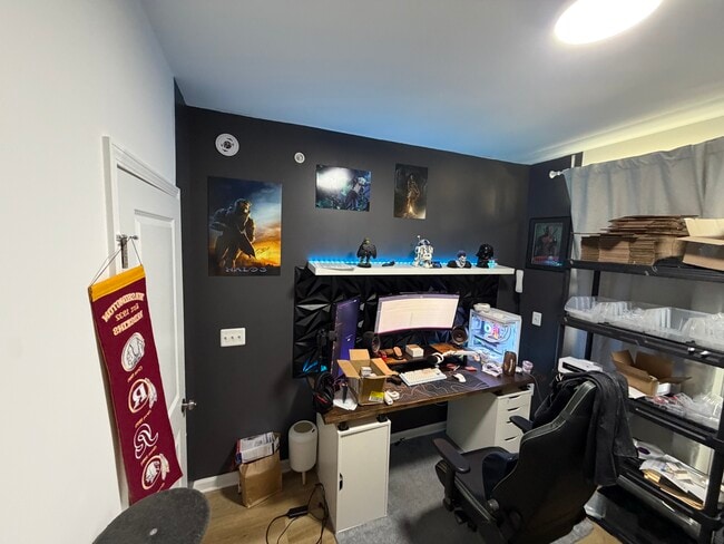 Photo - 2598 Neabsco Common Pl Unidad Spacious 3BR/2.5BA Modern Condo with Garage