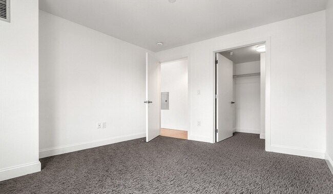 Photo - 99 Kneeland St Unidad 1902