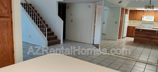 Photo - 819 N College Ave Unit #H-116