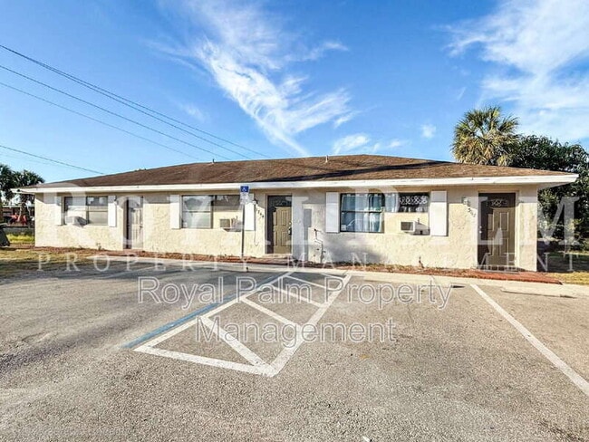 Photo - 3744 Estelle Ave