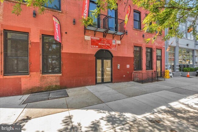 Building Photo - 1406-10 Fairmount Ave Unit 14 Rental