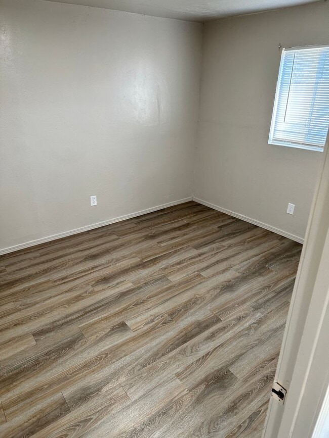 Photo - 128 13th Ave N Unit APT 3