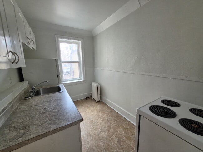 Photo - 429 Qu'Appelle Ave Unité 2