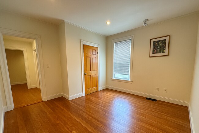 Photo - 7 Alcott St Unit 2