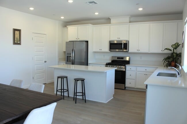 Photo - 12663 Snowy Owl Way