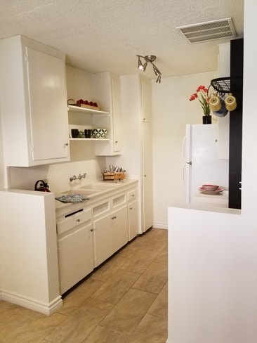 Building Photo - 1421 Venice Blvd Unit 10