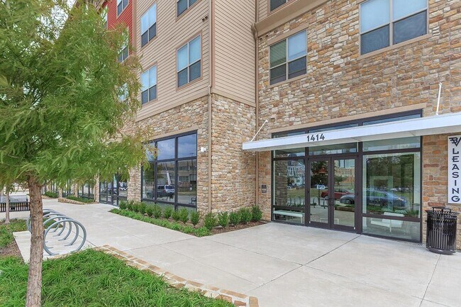 Photo - 1414 Belleview-#1414 Unit #1414