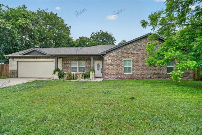 Photo - 1310 Yale St