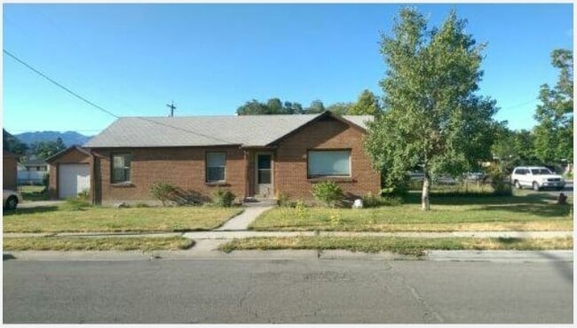 Building Photo - 3 Bedroom Home South Provo