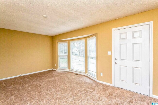 5849 Janet Dr