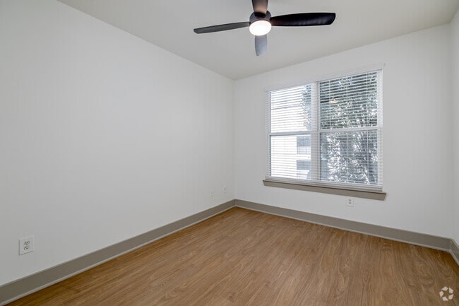 2BR, 2BA - 1,044SF - Second Bedroom