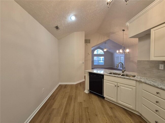 Photo - 4412 Orchard Trce