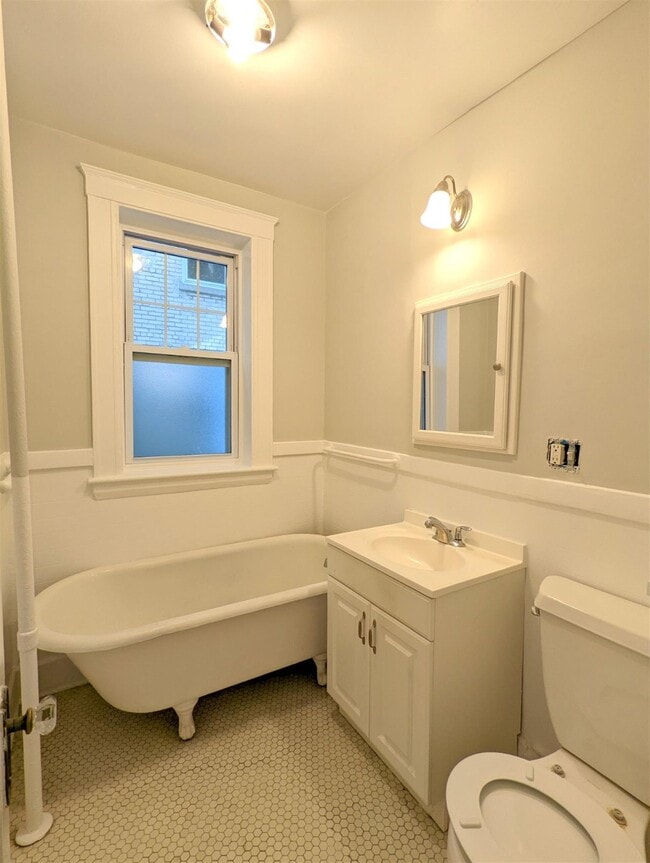 Photo - 154 Summer St Unit 1