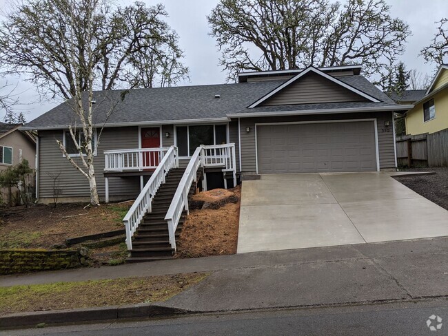 Building Photo - Beautiful 4-Bedroom, 2-Bath Thurston Area ... Rental