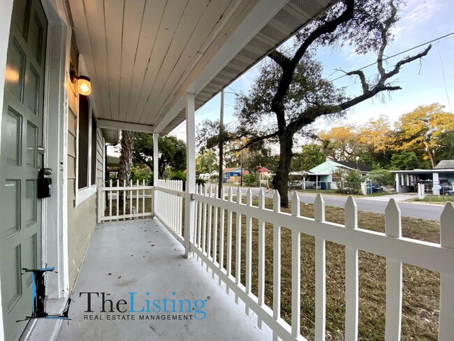 Photo - 10011 N Jasmine Ave