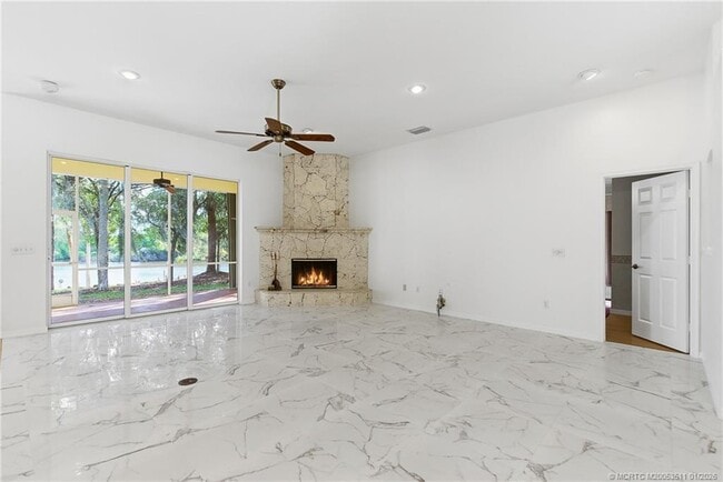 Photo - 11511 SW Citrus Blvd S