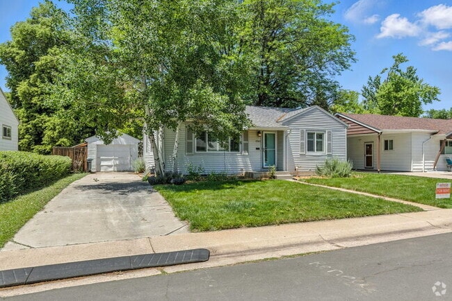Building Photo - 1761 S Filbert Ct Rental