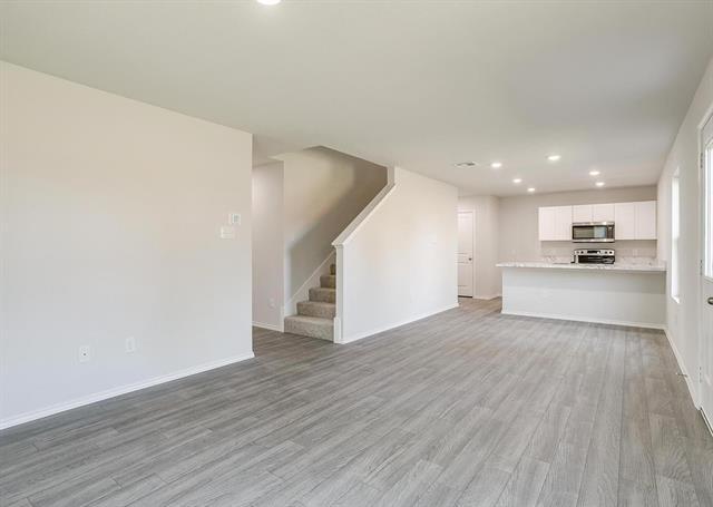 Photo - 556 Quail Mdws Dr