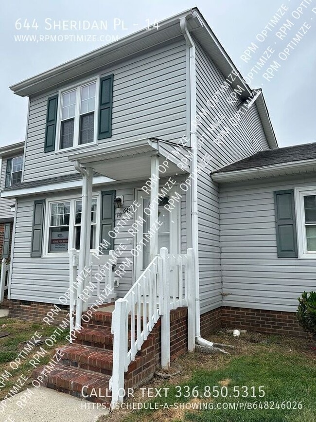 Building Photo - 644 Sheridan Pl