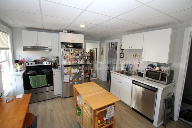 Building Photo - 61 Third Street Unit 202