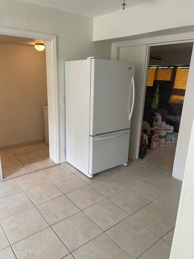 Photo - 535 Colfax Dr