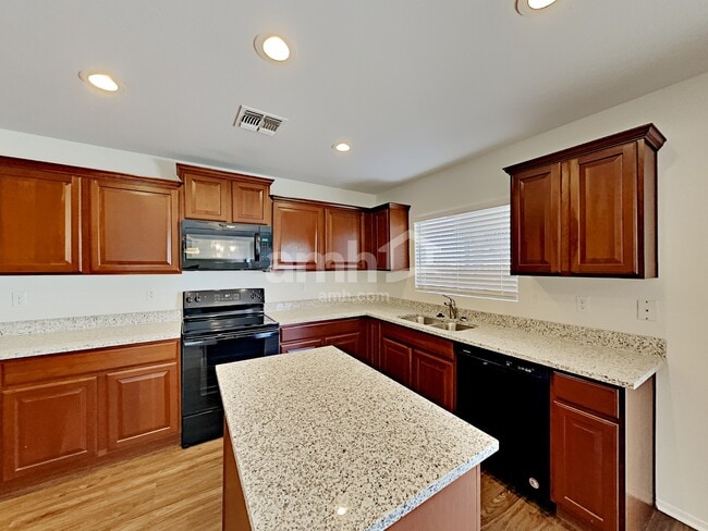 Photo - 3740 E Morenci Rd