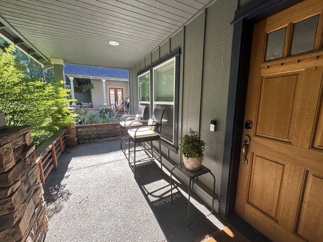 Photo - 21365 Oakview Dr