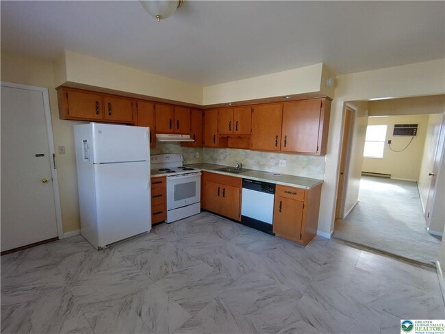 Photo - 235 N Nice St Unit 4