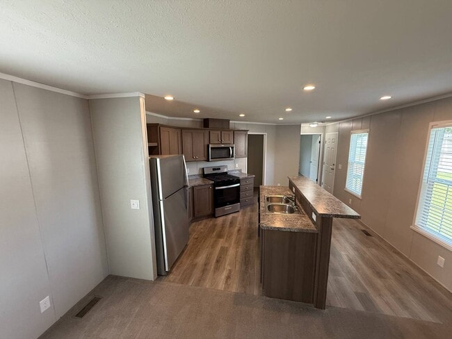 Photo - 2900 N Apperson Way