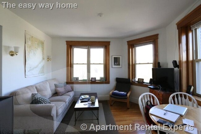 Building Photo - 99 Hancock St Unit #10