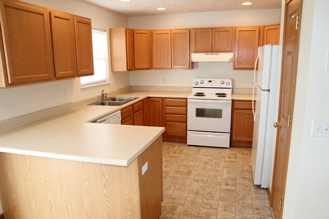 Photo - Pebblebrook Apartments 109 Unit 109-C